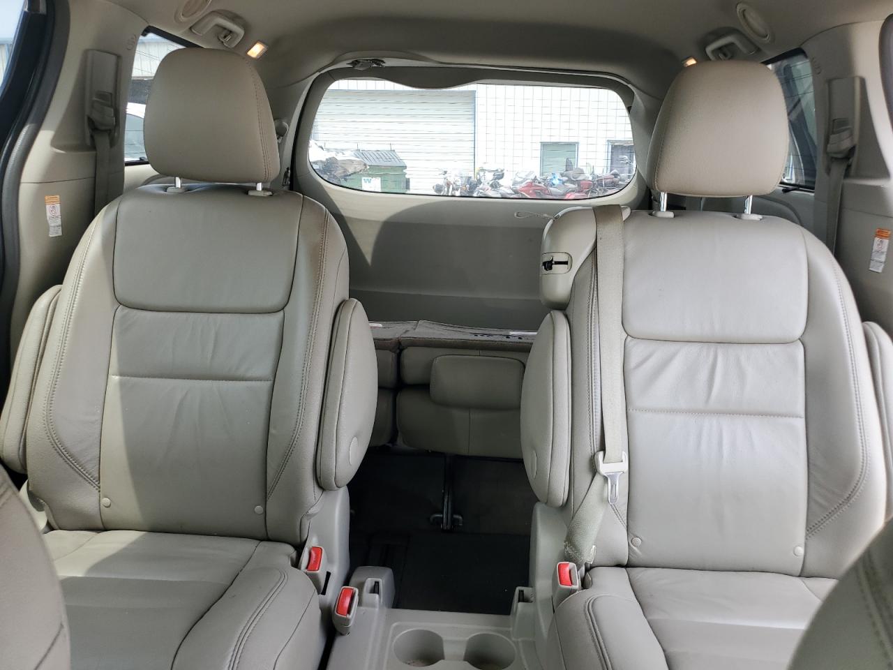 2016 Toyota Sienna Xle VIN: 5TDYK3DCXGS748717 Lot: 63813525