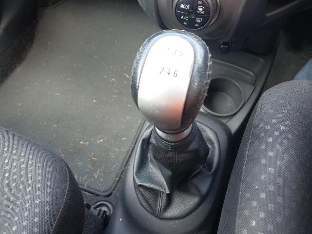 2010 TOYOTA YARIS SR V
