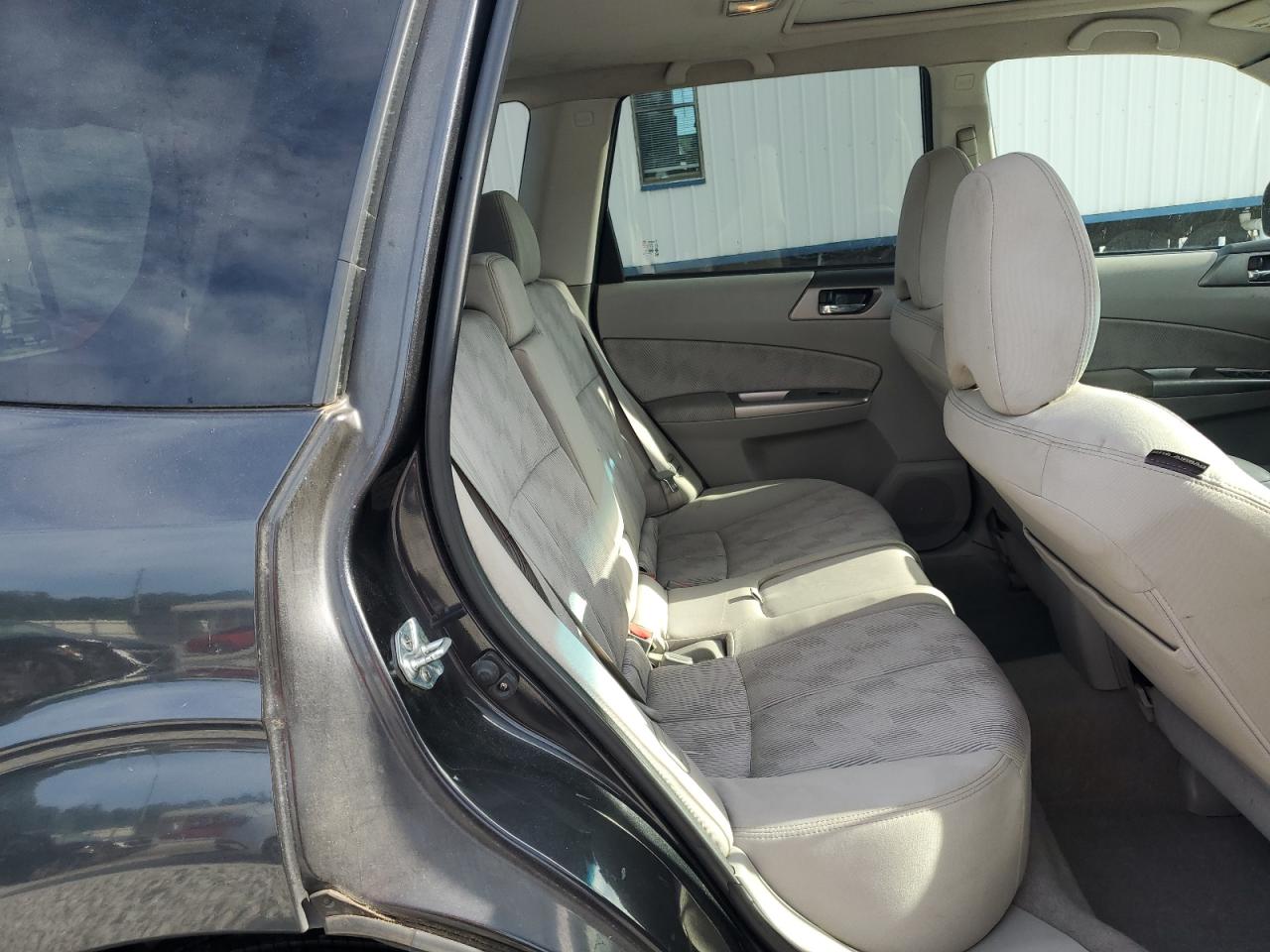 2010 Subaru Forester 2.5X Premium VIN: JF2SH6CC7AG704815 Lot: 64459255