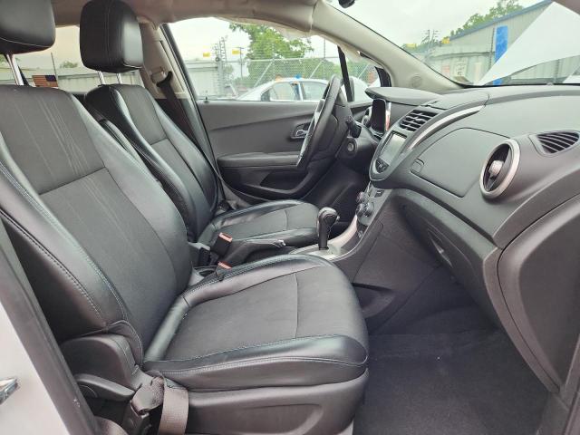  CHEVROLET TRAX 2016 Biały