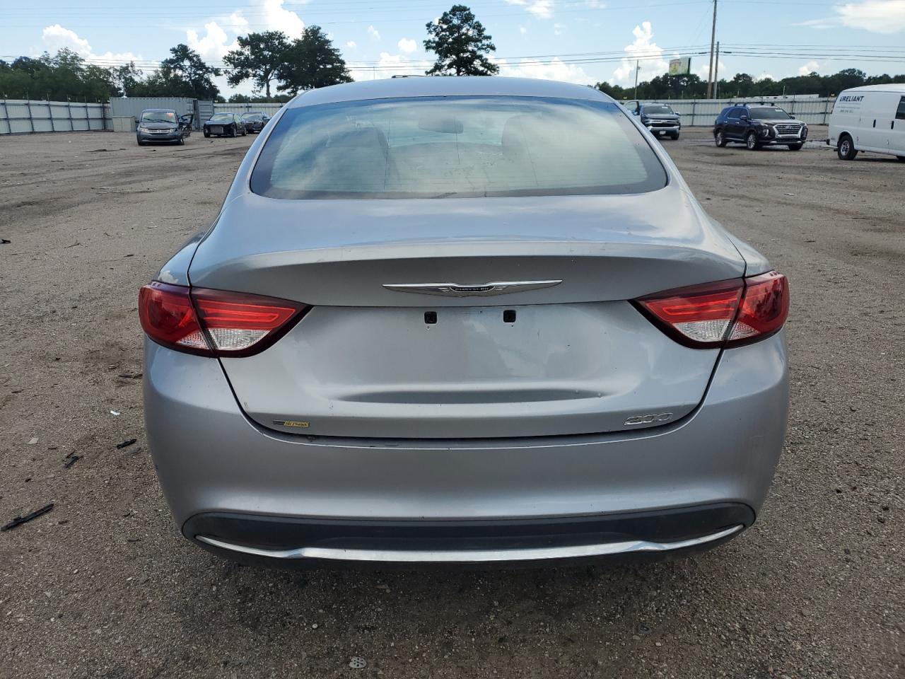 2015 Chrysler 200 Limited VIN: 1C3CCCAB2FN707722 Lot: 64726445