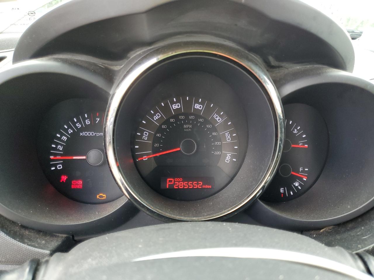 2011 Kia Soul + VIN: KNDJT2A22B7242550 Lot: 63271285