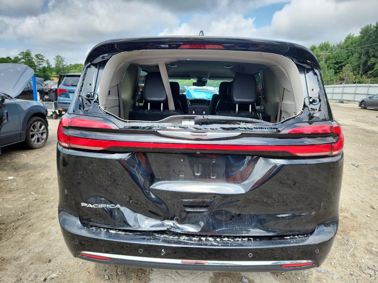 2022 Chrysler Pacifica Touring L VIN: 2C4RC1BG8NR213046 Lot: 64184985
