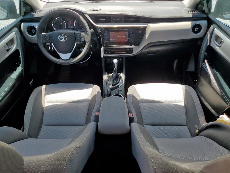  TOYOTA COROLLA 2017 Серебристый