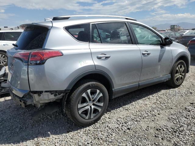  TOYOTA RAV4 2018 Srebrny