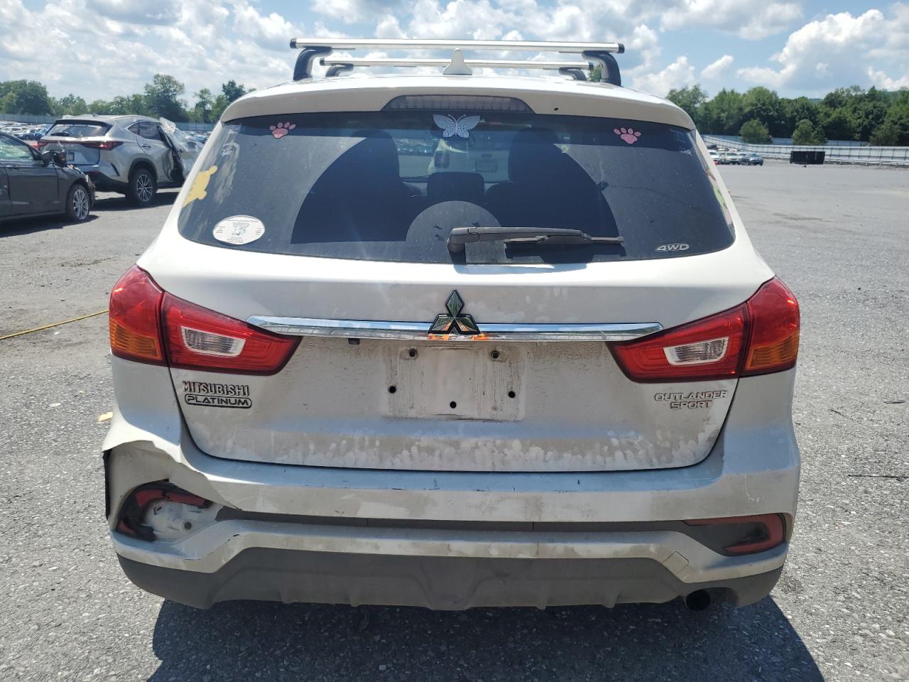 2018 Mitsubishi Outlander Sport Es VIN: JA4AR3AU3JZ010705 Lot: 63255275