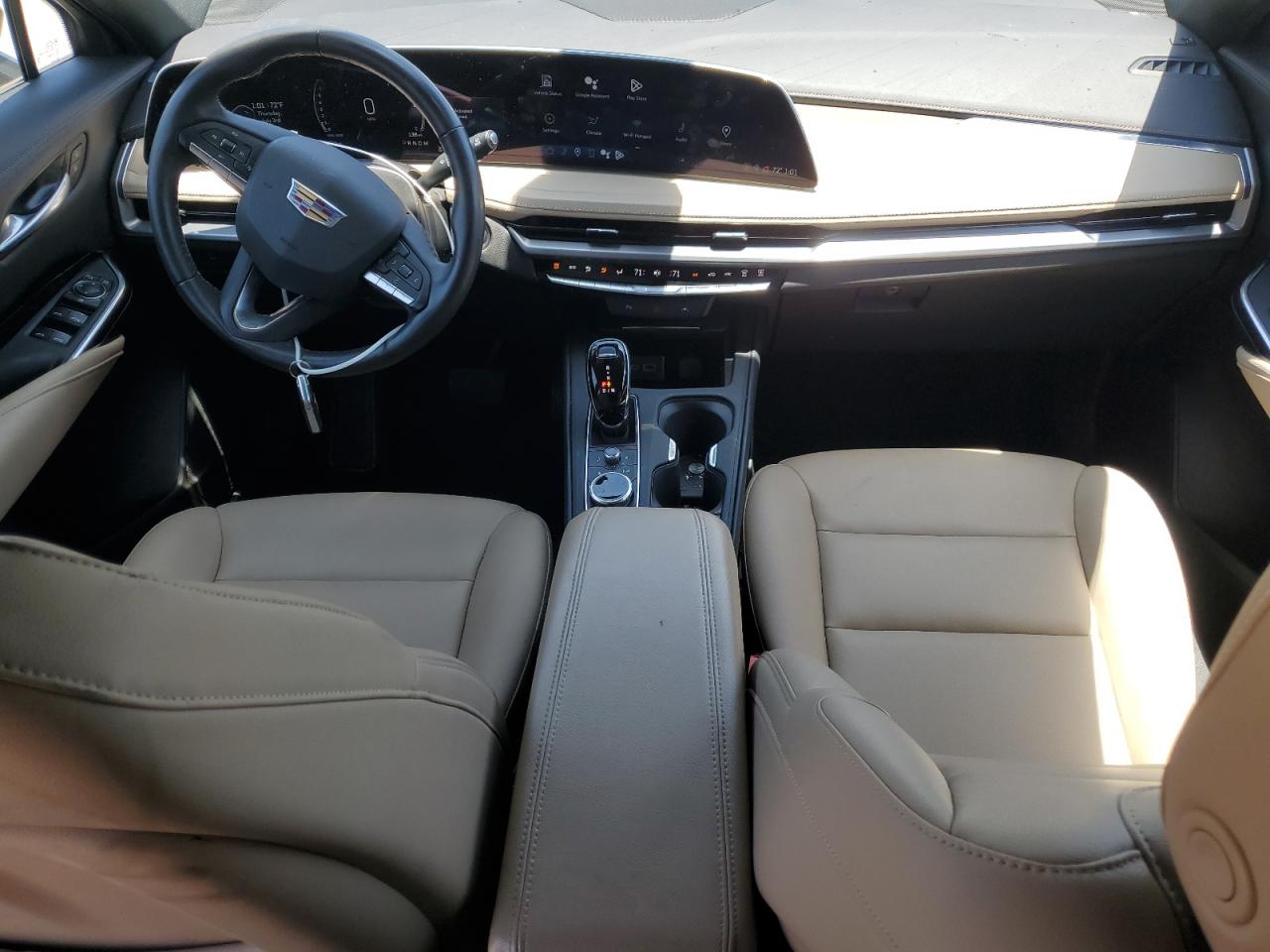2024 Cadillac Xt4 Luxury VIN: 1GYAZAR48RF212347 Lot: 63369535