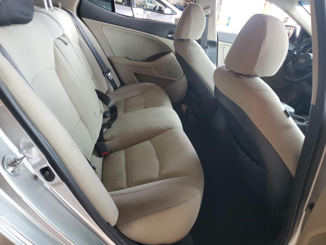 2014 Kia Optima Lx VIN: 5XXGM4A74EG286592 Lot: 64880015