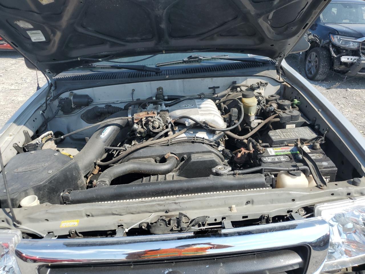 2000 Toyota Tacoma Xtracab VIN: 5TEWN72N2YZ690570 Lot: 63800195