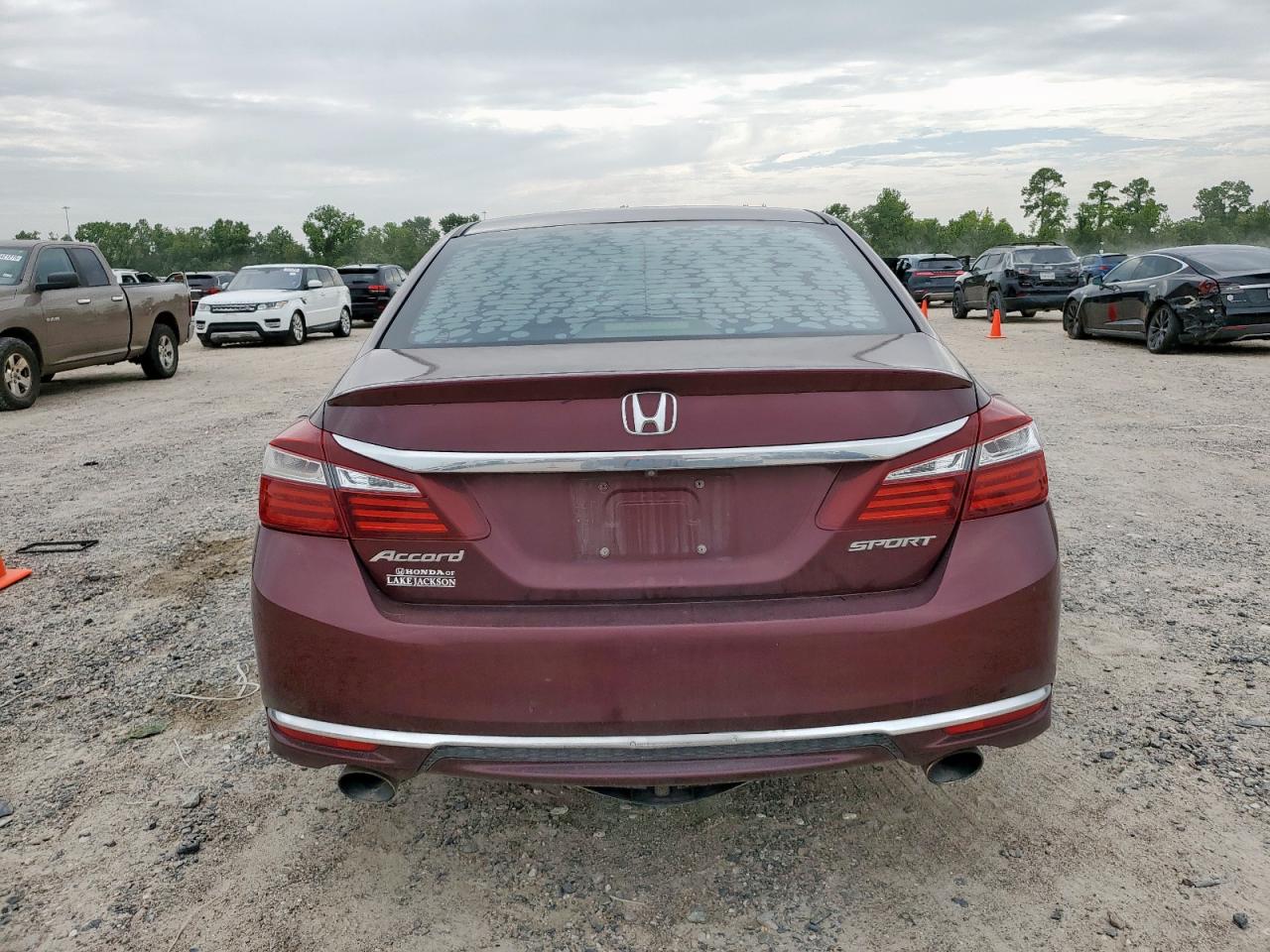 2017 Honda Accord Sport VIN: 1HGCR2F57HA113565 Lot: 65448335