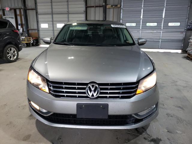  VOLKSWAGEN PASSAT 2012 Silver