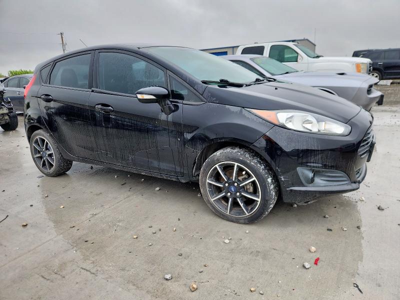  FORD FIESTA 2016 Czarny