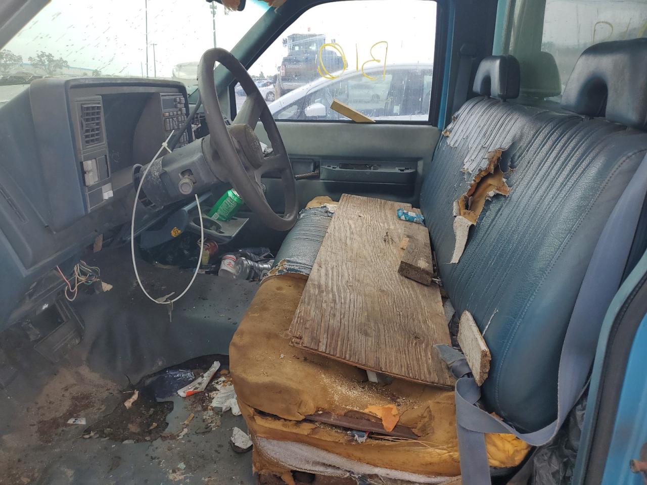 1994 Chevrolet Gmt-400 C1500 VIN: 1GCEC14Z1RZ236659 Lot: 66556035