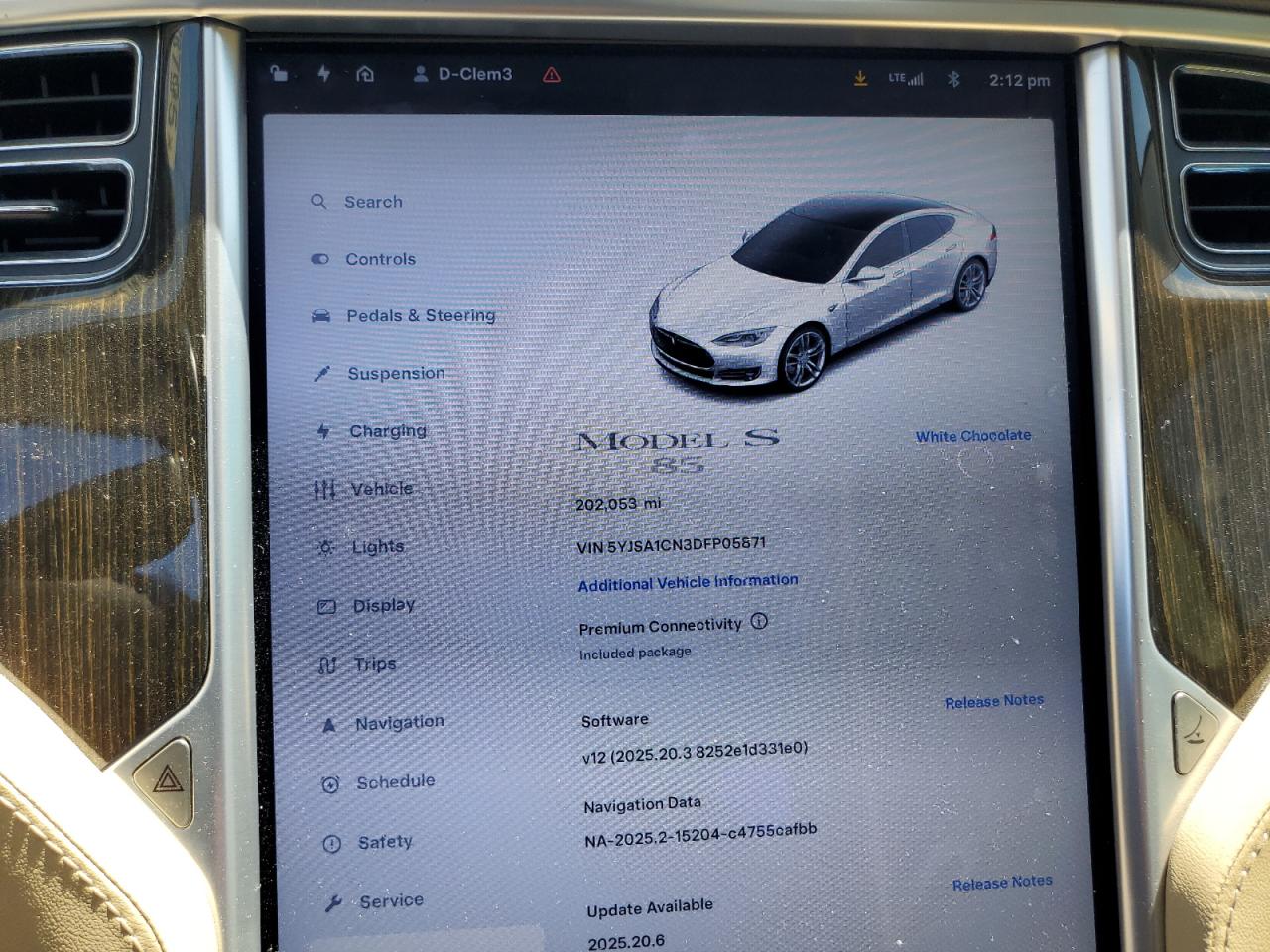 2013 Tesla Model S VIN: 5YJSA1CN3DFP05871 Lot: 64278795