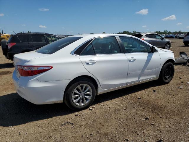  TOYOTA CAMRY 2017 Biały