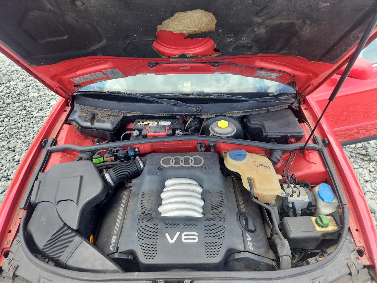 1999 Audi A4 2.8 Quattro VIN: WAUED28D2XA044600 Lot: 63762705