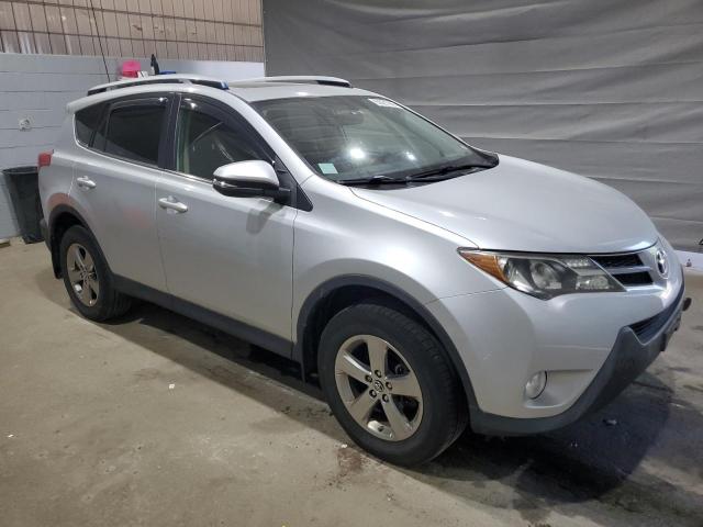  TOYOTA RAV4 2015 Srebrny