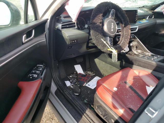  KIA K5 2023 Серый