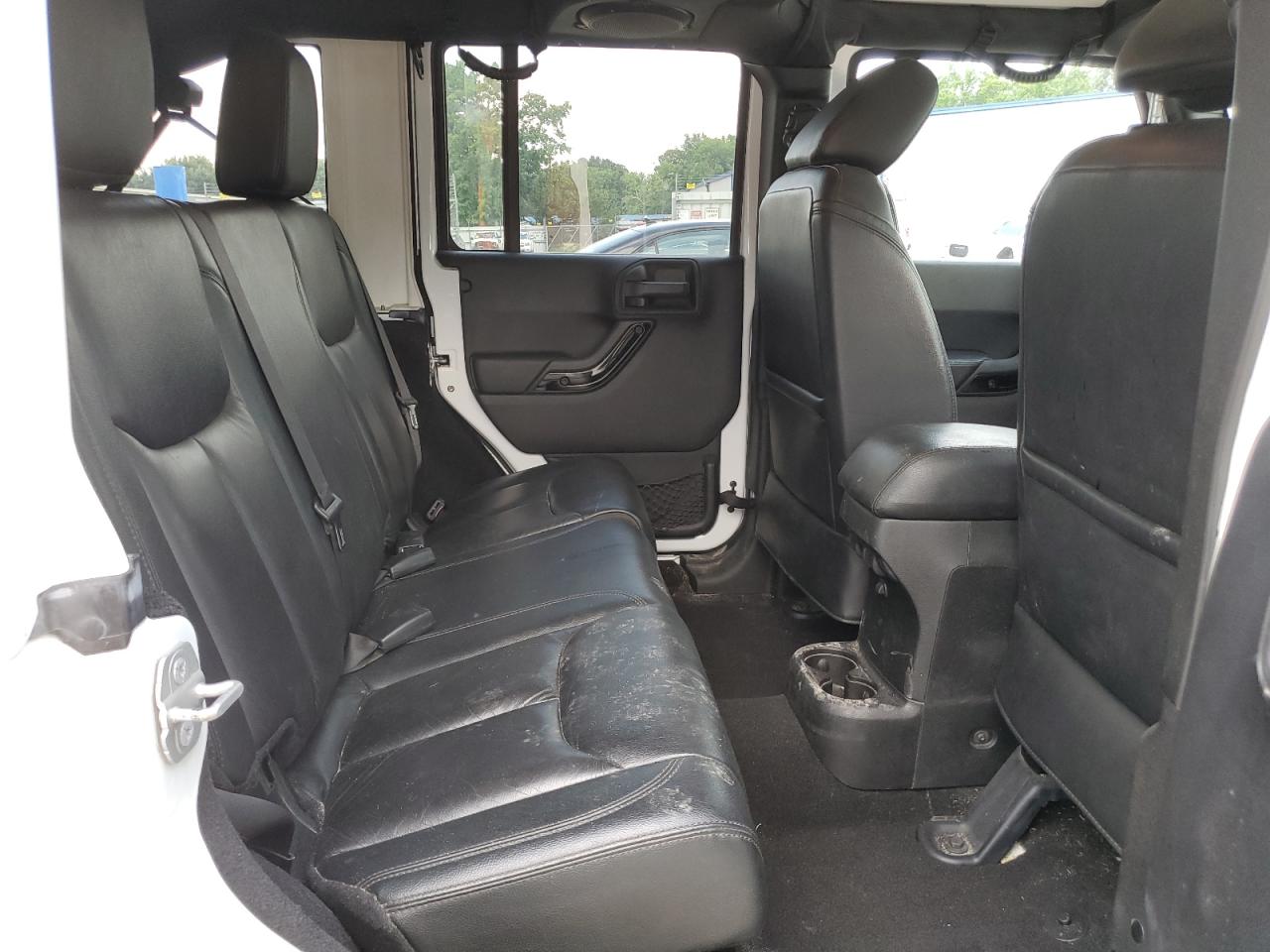 2014 Jeep Wrangler Unlimited Sahara VIN: 1C4BJWEGXEL305039 Lot: 63286815
