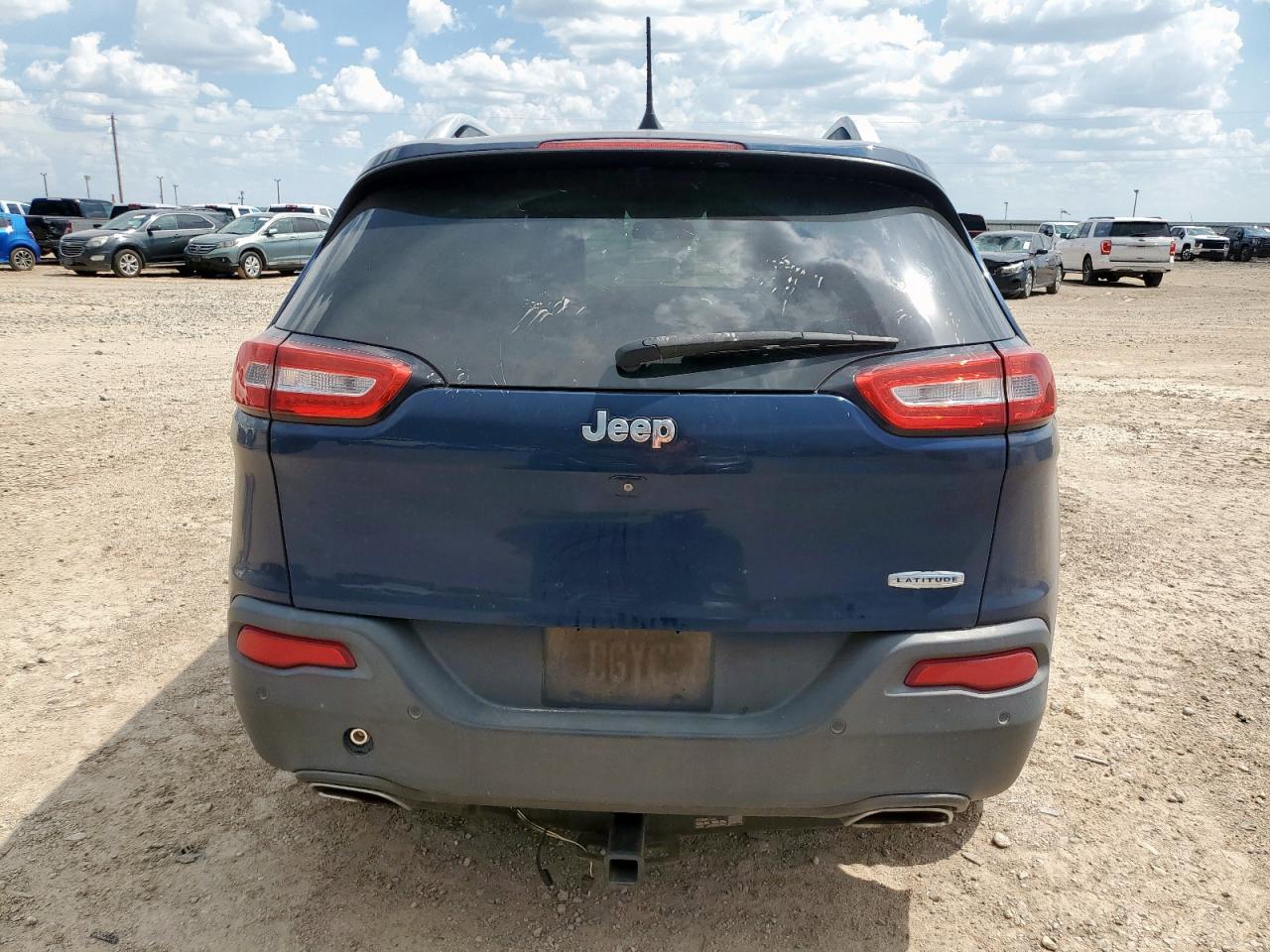 2018 Jeep Cherokee Latitude Plus VIN: 1C4PJLLX6JD539285 Lot: 65409345