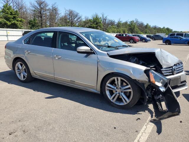  VOLKSWAGEN PASSAT 2014 Srebrny