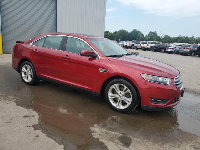  FORD TAURUS 2015 Czerwony