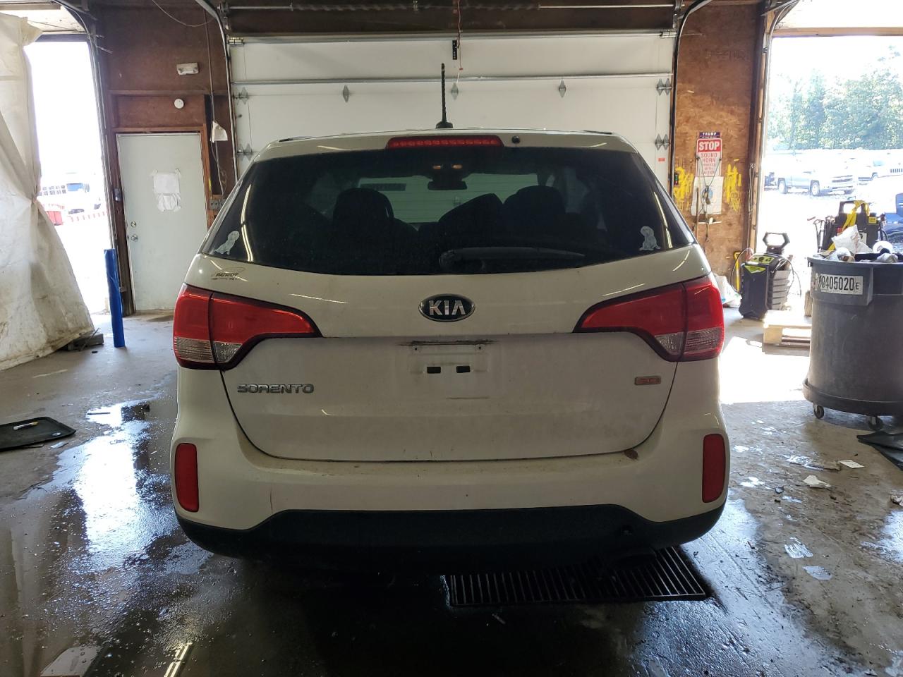2015 Kia Sorento Lx VIN: 5XYKTCA68FG582663 Lot: 63371205