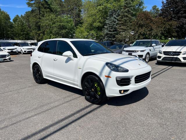 Паркетники PORSCHE CAYENNE 2016 Белы