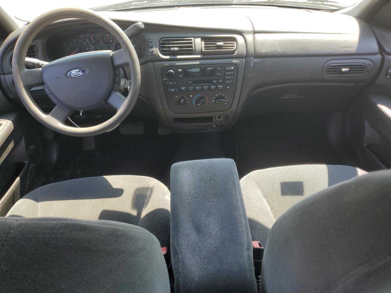 2005 Ford Taurus Se VIN: 1FAFP53U85A272630 Lot: 61852075