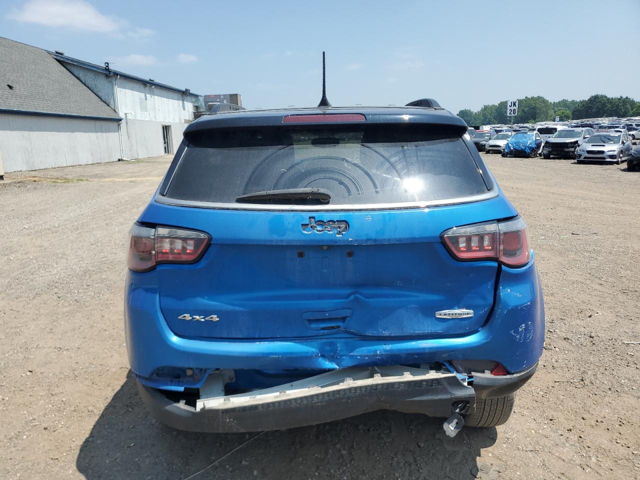 2018 Jeep Compass Latitude VIN: 3C4NJDBB4JT112734 Lot: 64618255