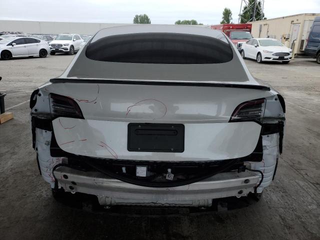  TESLA MODEL 3 2021 Biały