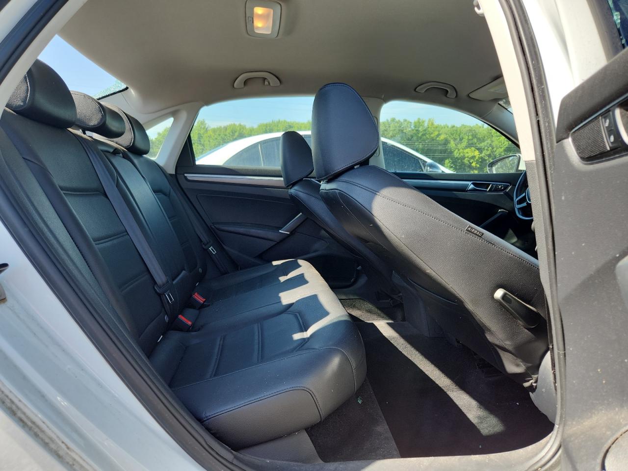 2017 Volkswagen Passat R-Line VIN: 1VWDT7A38HC074543 Lot: 63384485