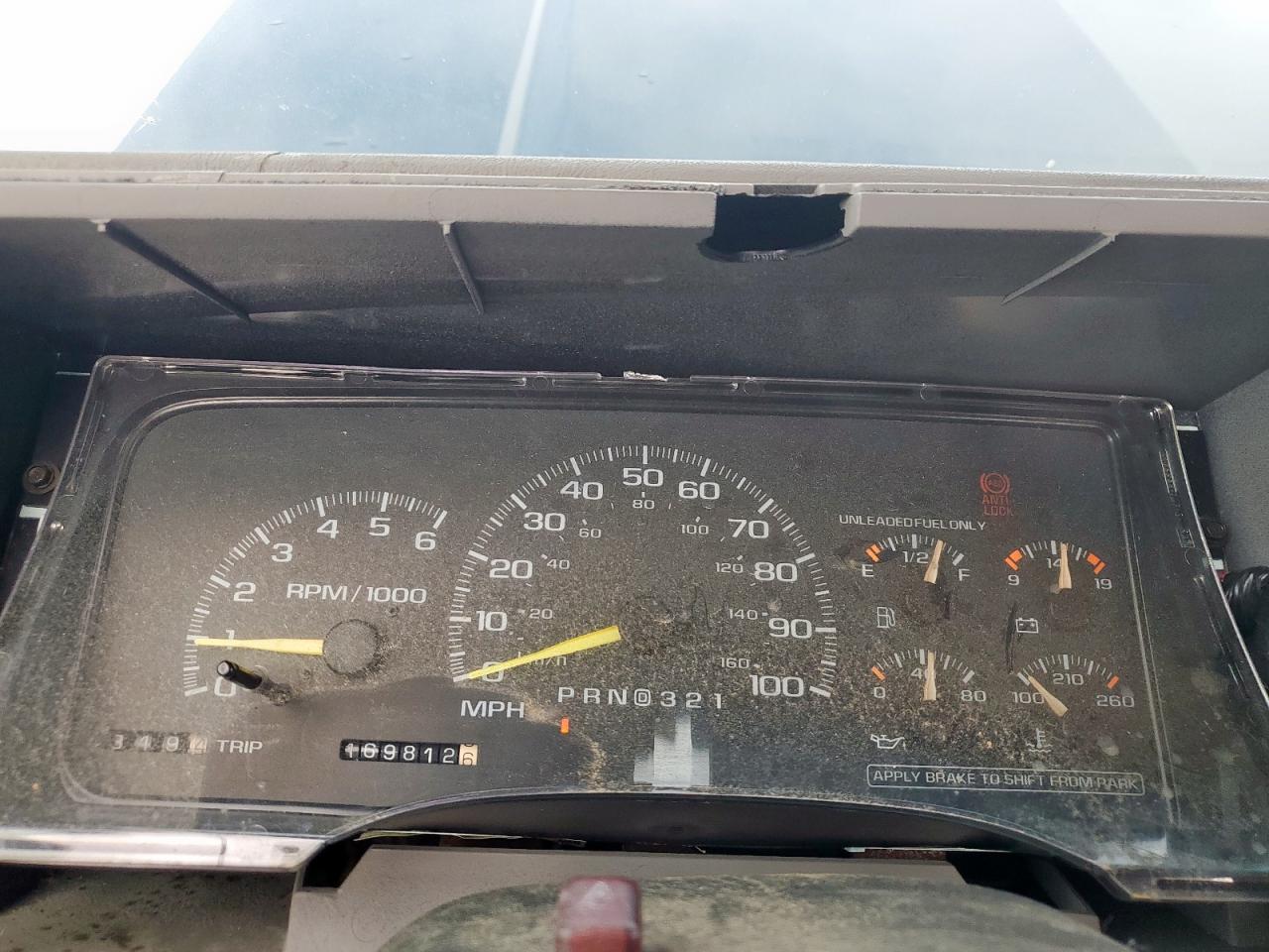 1997 GMC Yukon VIN: 3GKEK18R3VG522671 Lot: 64501665
