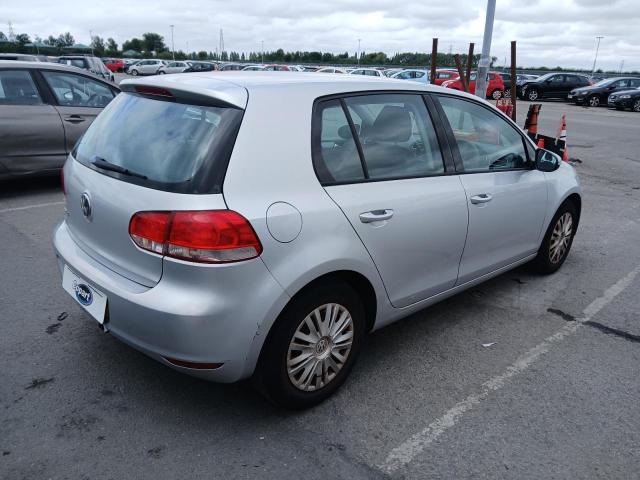 2010 VOLKSWAGEN GOLF S