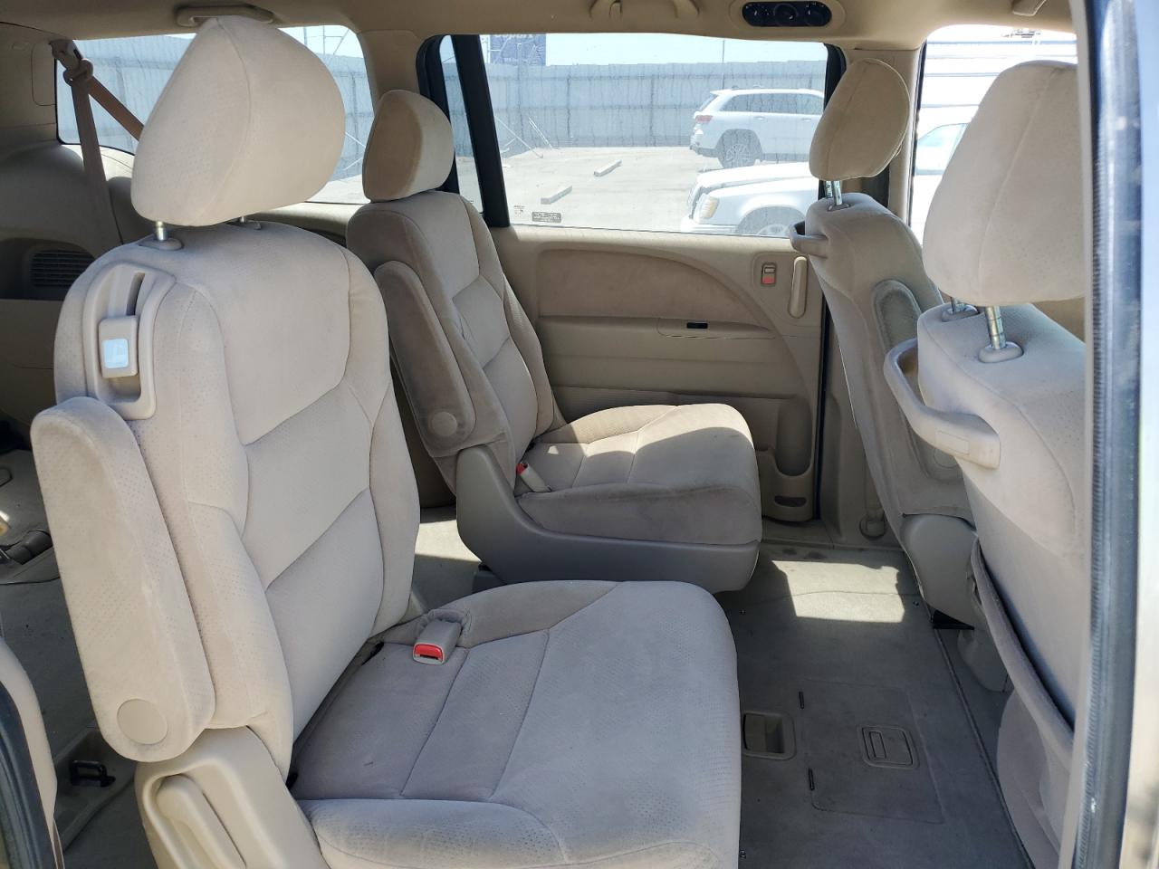 2005 Honda Odyssey Lx VIN: 5FNRL38295B101522 Lot: 65648685