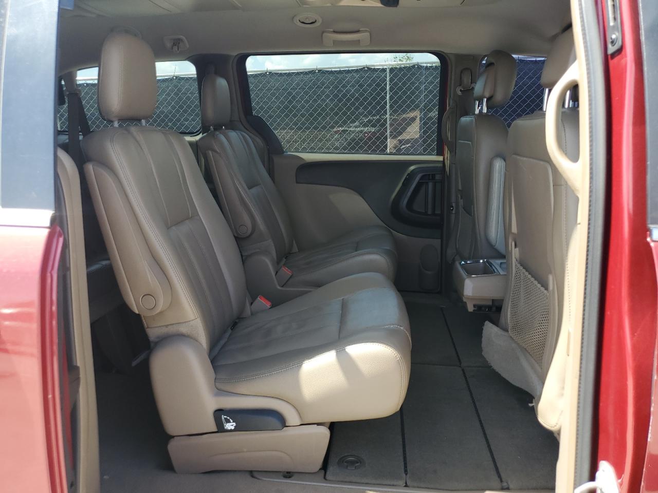 2015 Chrysler Town & Country Touring VIN: 2C4RC1BG7FR552723 Lot: 65168525