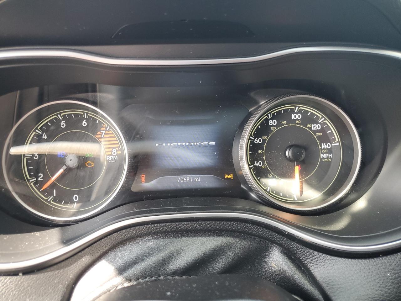 2021 Jeep Cherokee Latitude Lux VIN: 1C4PJMMX2MD111349 Lot: 66819375