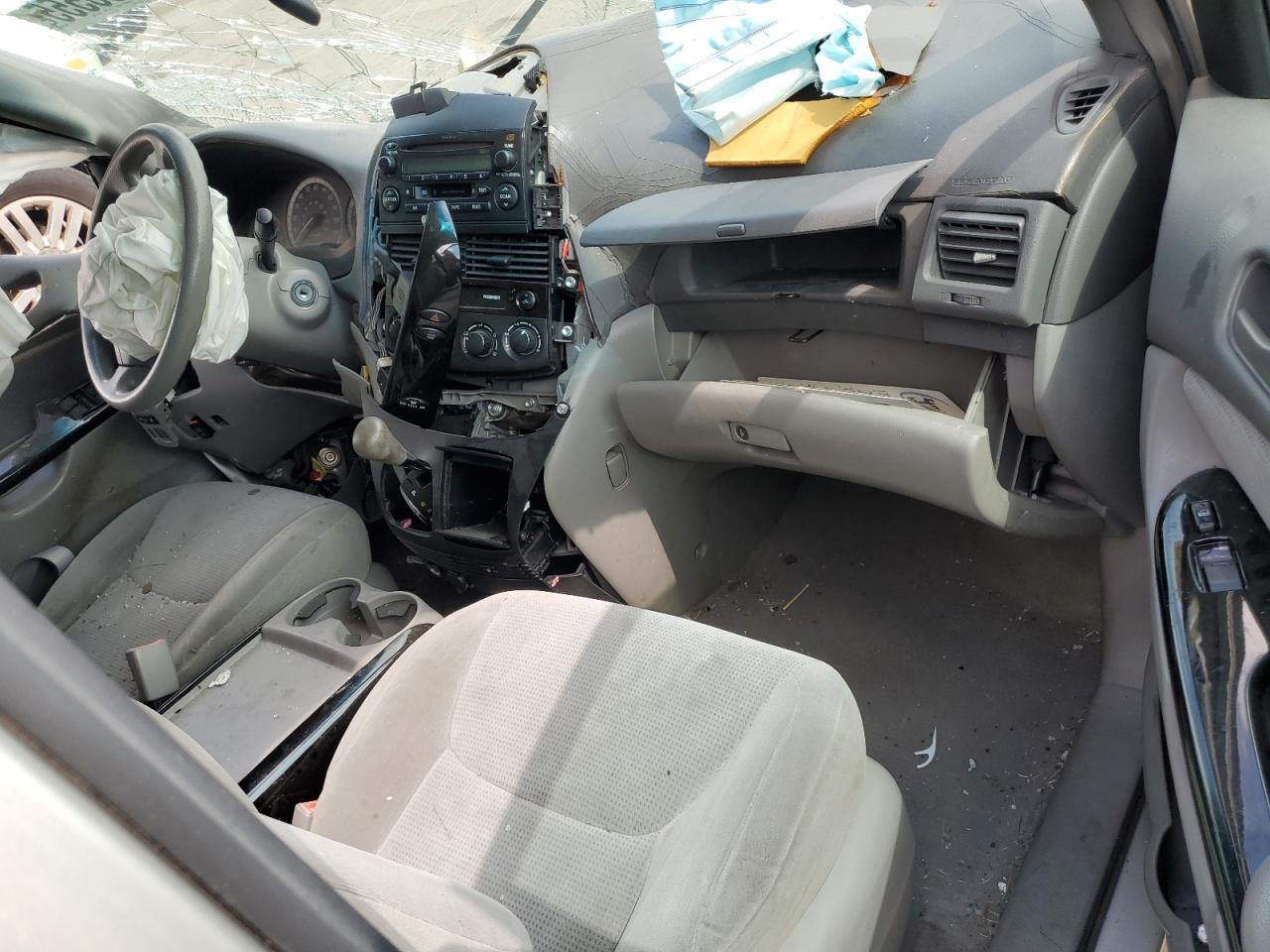 2004 Toyota Sienna Ce VIN: 5TDZA23CX4S203387 Lot: 64786555