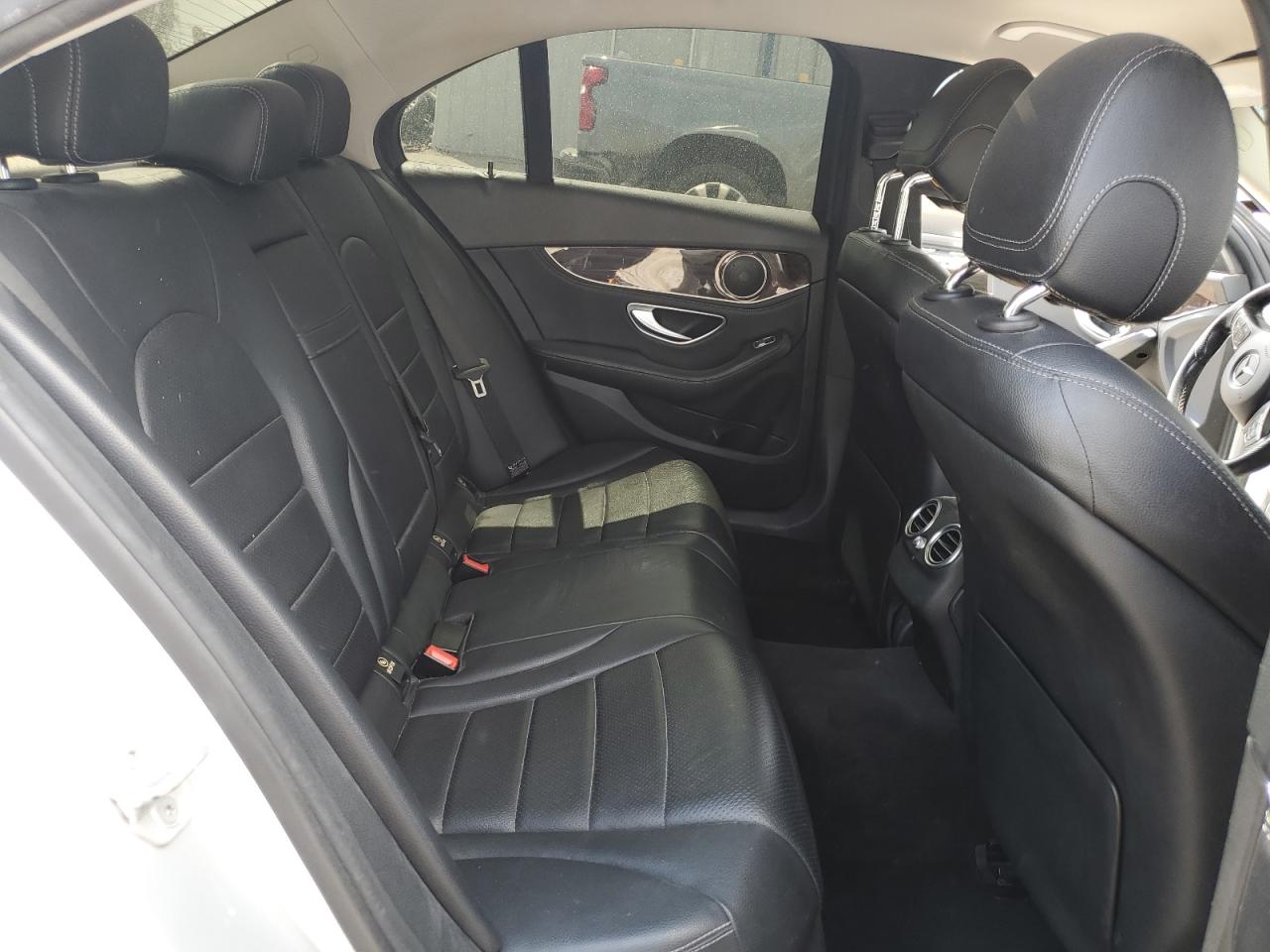 2015 Mercedes-Benz C 300 VIN: 55SWF4JB7FU075450 Lot: 65291965