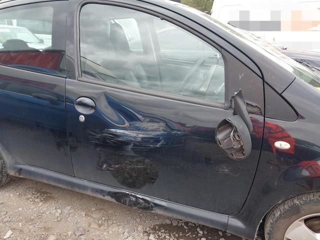 2010 TOYOTA AYGO BLACK
