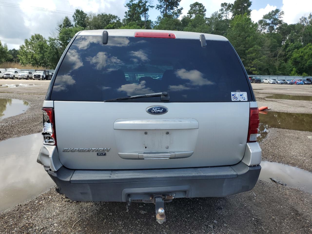 2004 Ford Expedition Xlt VIN: 1FMRU15W44LB83787 Lot: 64082825