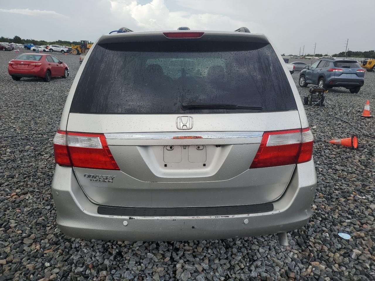 2007 Honda Odyssey Touring VIN: 5FNRL38817B104583 Lot: 65209915