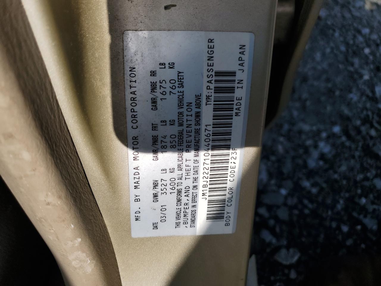 2001 Mazda Protege Dx VIN: JM1BJ222710440671 Lot: 65161515