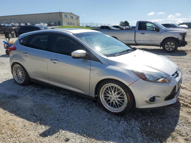  FORD FOCUS 2014 Srebrny