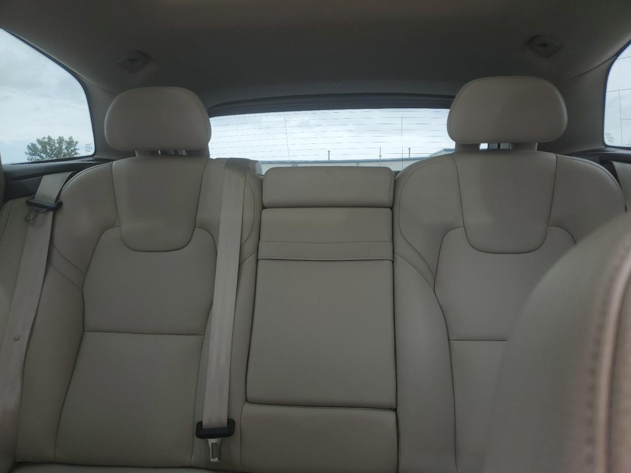 2018 Volvo Xc60 T6 Momentum VIN: YV4A22RK9J1049981 Lot: 64438625