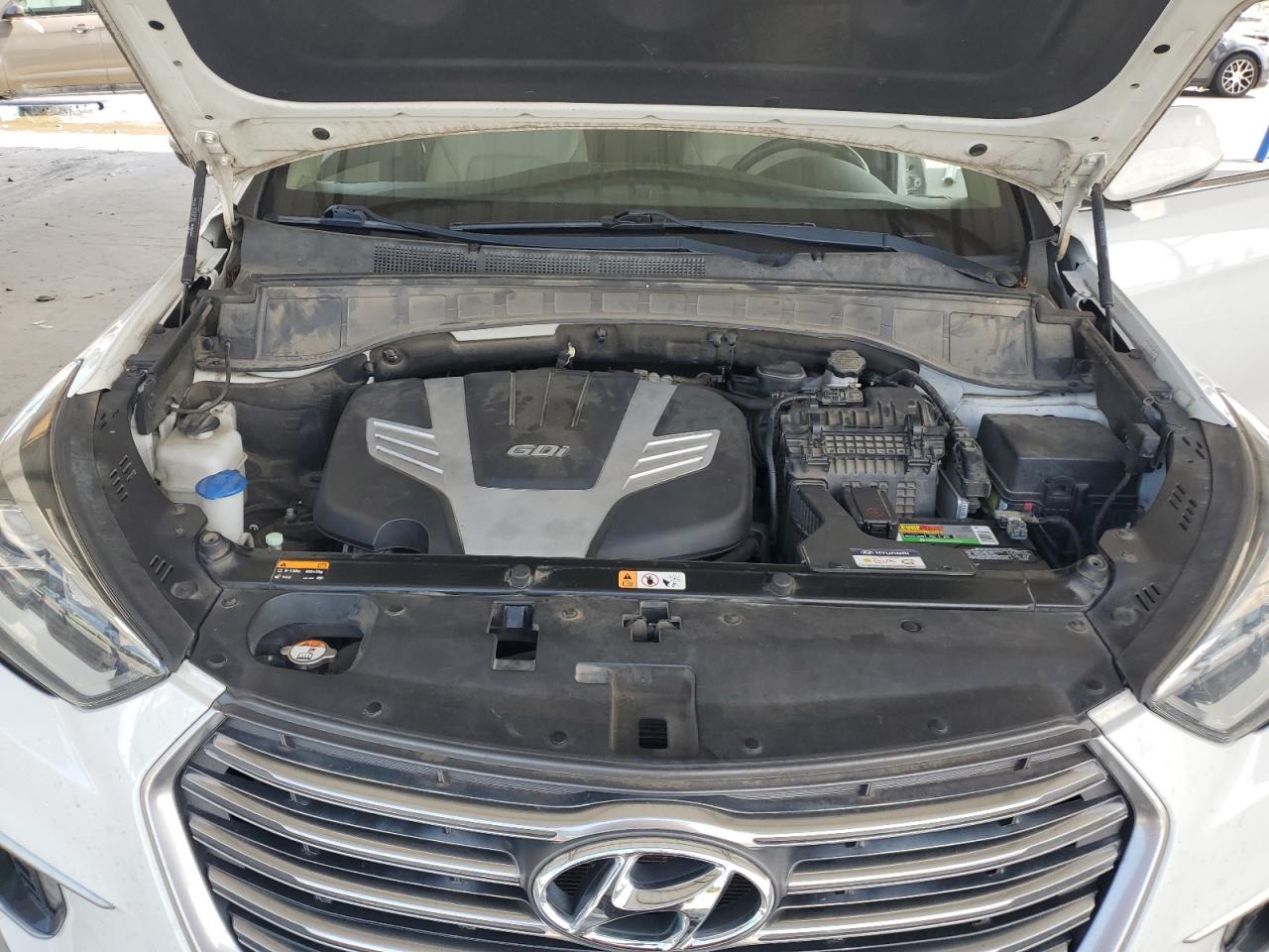 KM8SR4HF1JU278619 2018 Hyundai Santa Fe Se Ultimate
