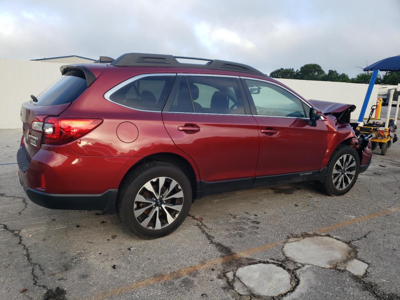 2017 Subaru Outback 2.5I Limited VIN: 4S4BSAKC7H3387555 Lot: 62844825
