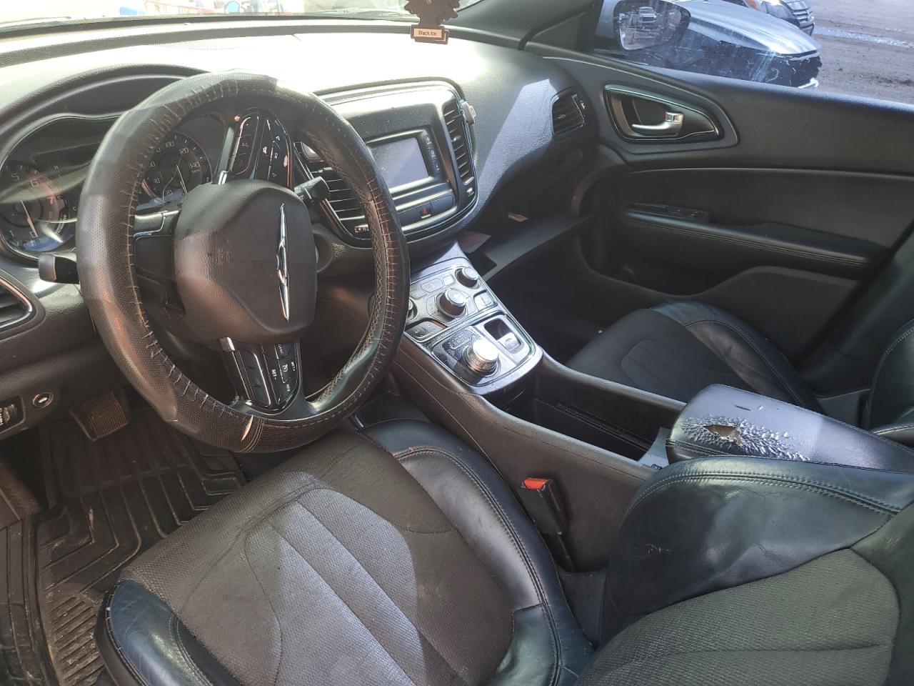 2015 Chrysler 200 S VIN: 1C3CCCBB5FN732533 Lot: 64742275