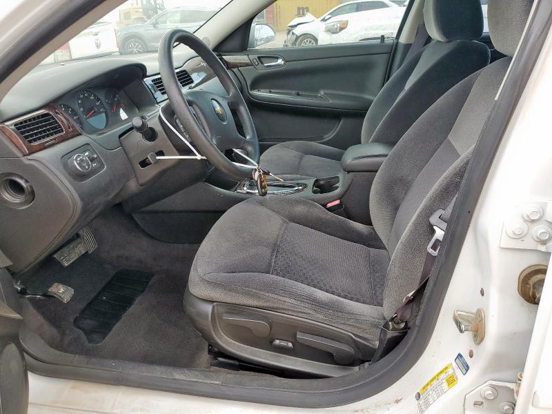  CHEVROLET IMPALA 2016 Белы