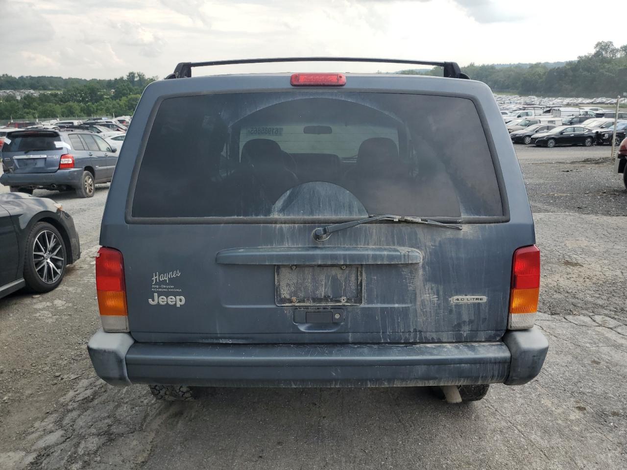 2001 Jeep Cherokee Sport VIN: 1J4FF48SX1L608270 Lot: 61985865